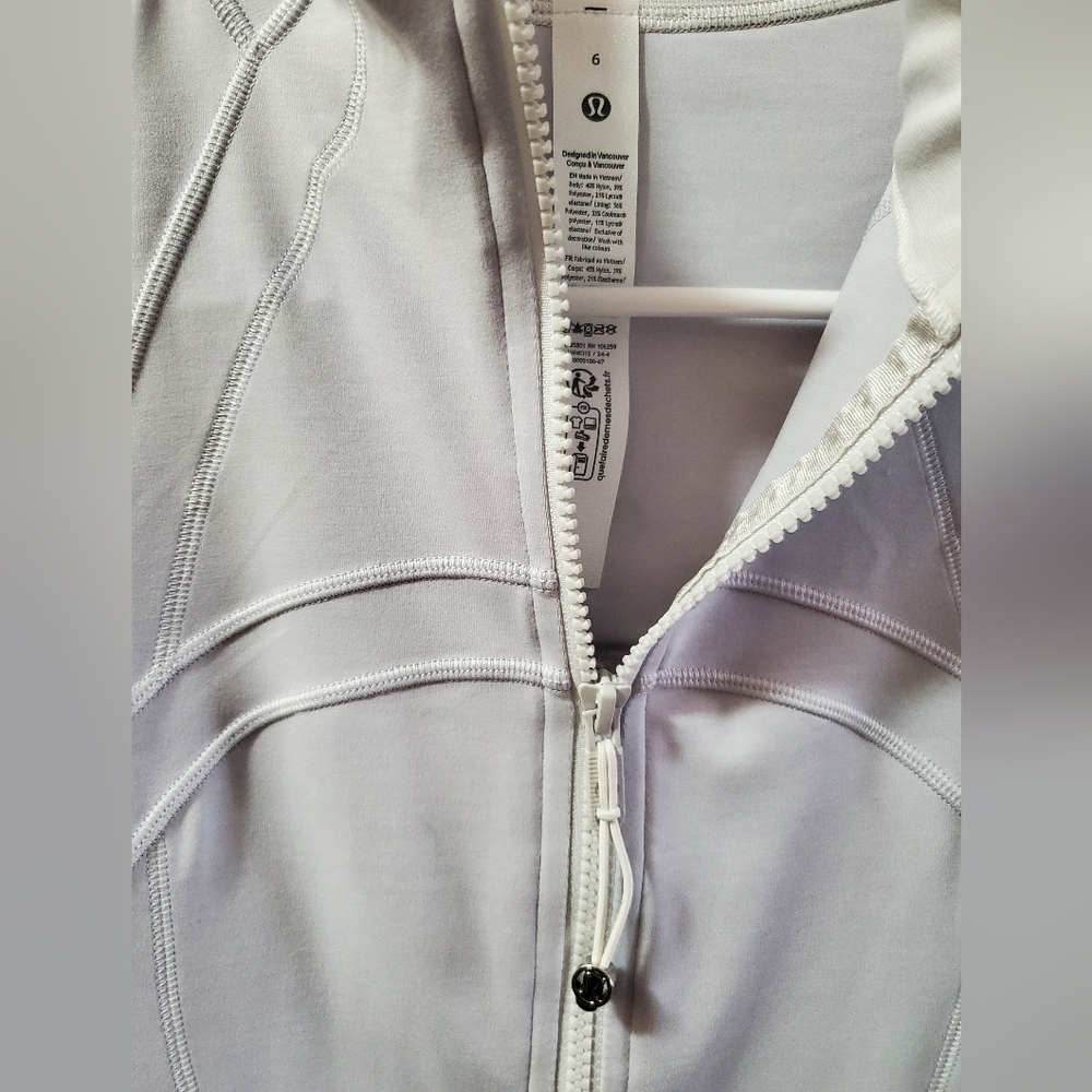 Lululemon Define Jacket - Picture 4 of 5